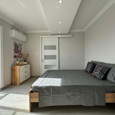 Luxury & Modern Two Bedroom Marsaskala Apartment エクステリア 写真