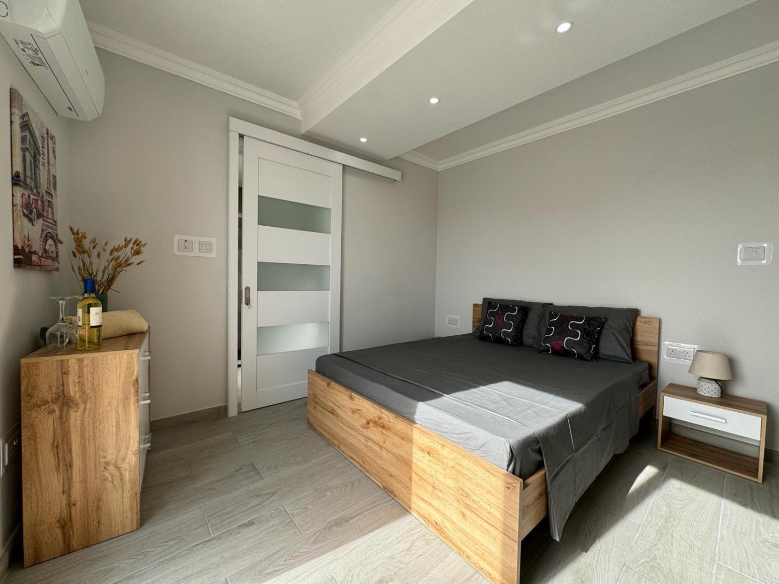Luxury & Modern Two Bedroom Marsaskala Apartment エクステリア 写真