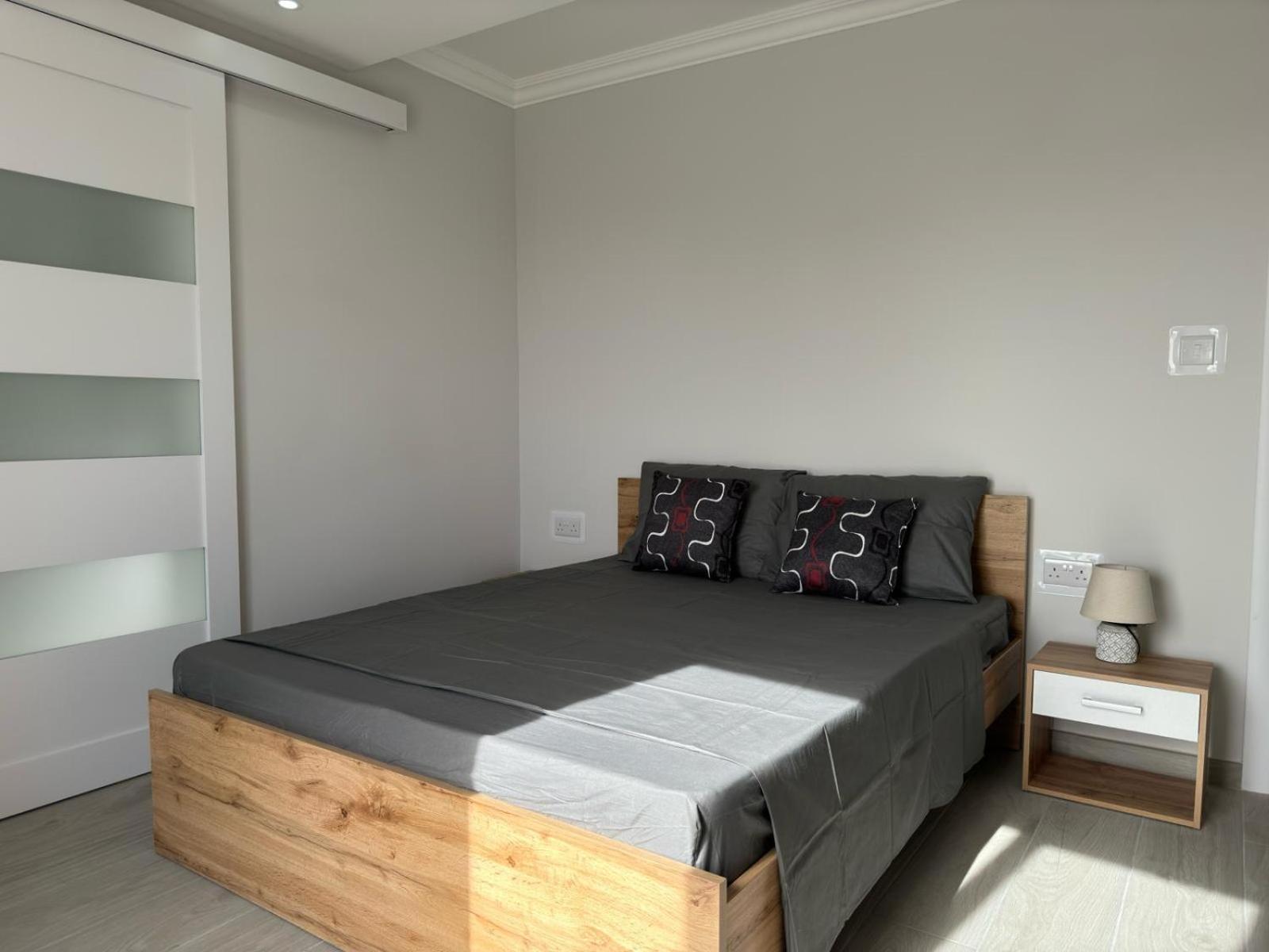 Luxury & Modern Two Bedroom Marsaskala Apartment エクステリア 写真